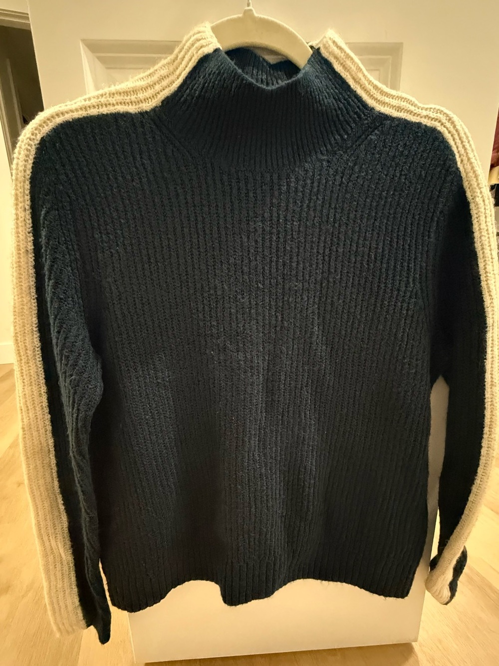 Women’s Abercrombie & Fitch Navy Turtleneck Sweater